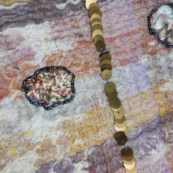 100% Wool embroidered Scarf Wrap - Picture 2 of 8